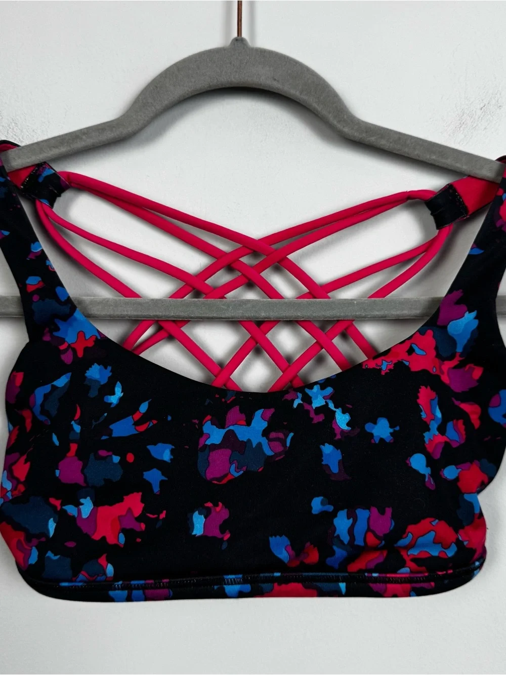 LULULEMON | Free To Be Wild Sports Bra Dandy Digie Print Women’s Size 4